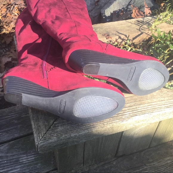 NWT Wide calf + extra wide width burgundy boots - Picture 10 of 10